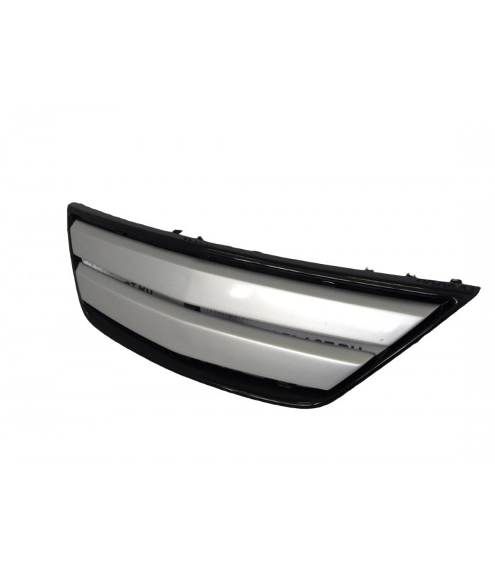 Облицовка радиатора LADA largus (Грин) 2 полосы
